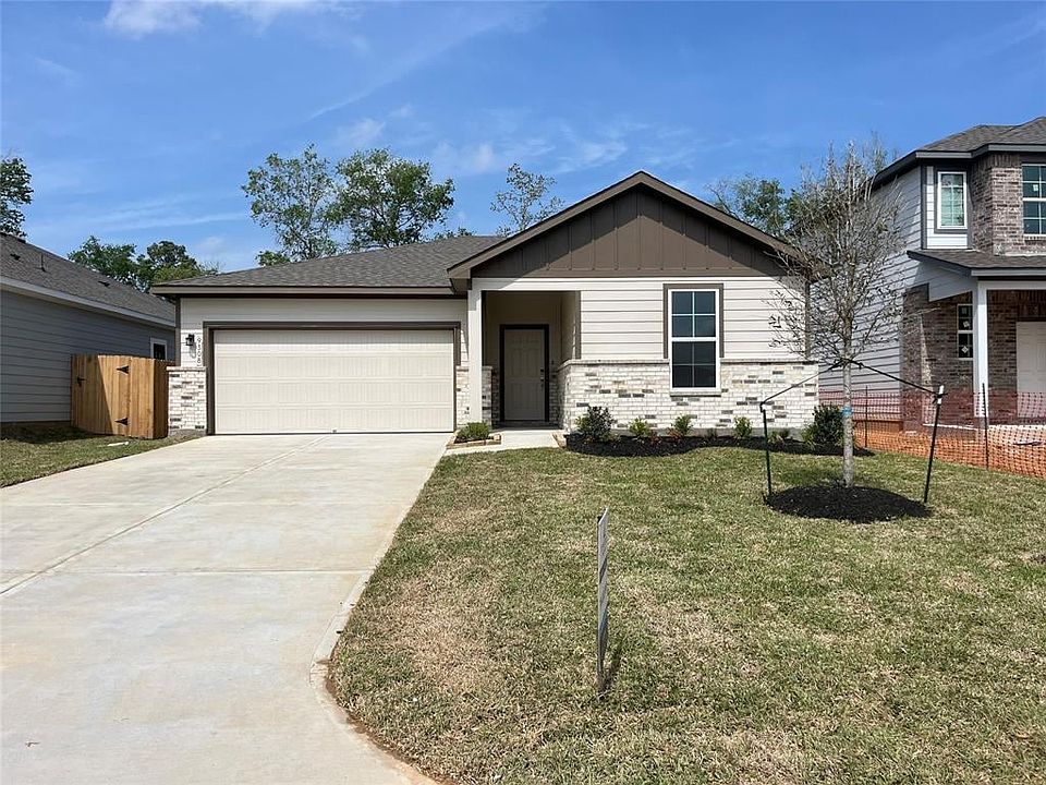 1st image of 9308 Shady Creek Dr