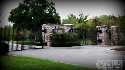 1st image of 5603 Saddlewood Ln