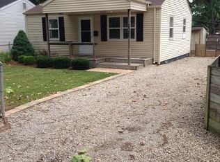 2728 S College St, Springfield, IL 62704