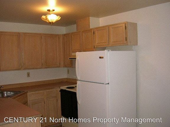 3rd image of 5002 84th St NE #B