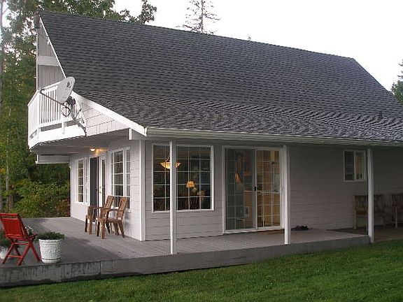 5th image of 441 SE Totten Shores Dr