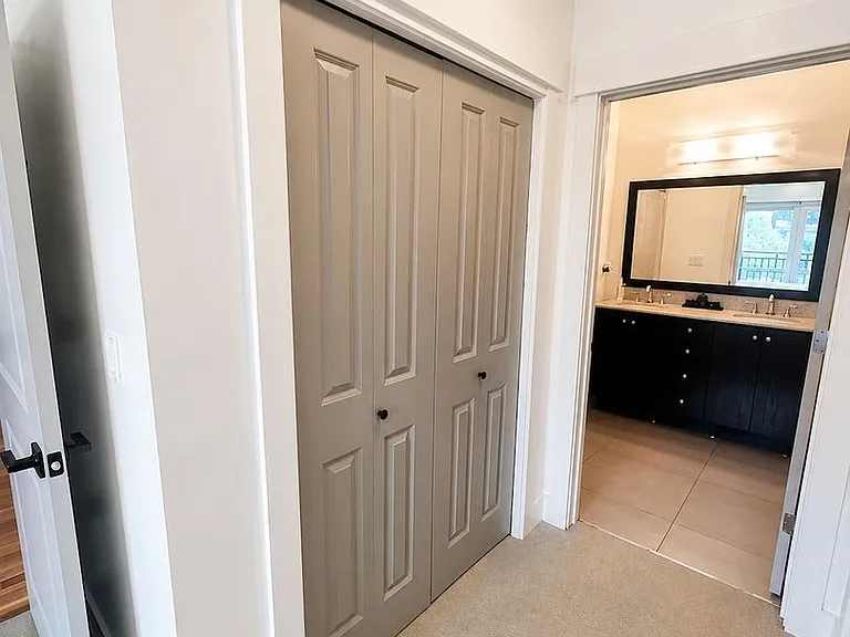 699 John St #515 — Photo 15