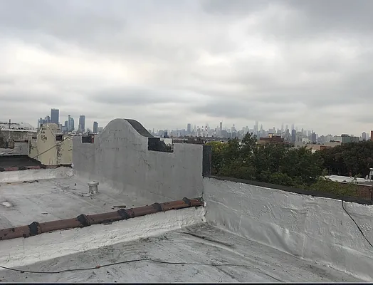 Rented by Nooklyn NYC LLC | media 24