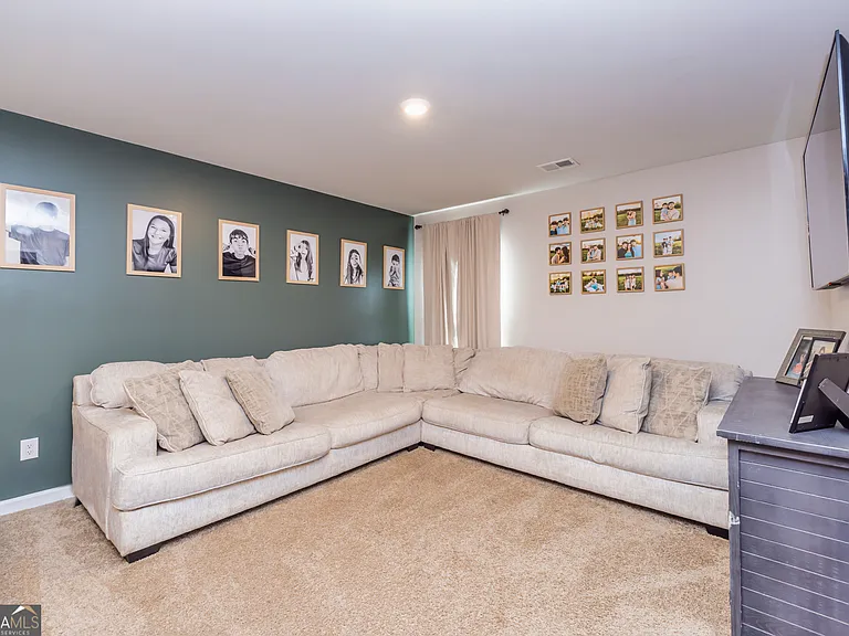 111 Tudor Way — Photo 22