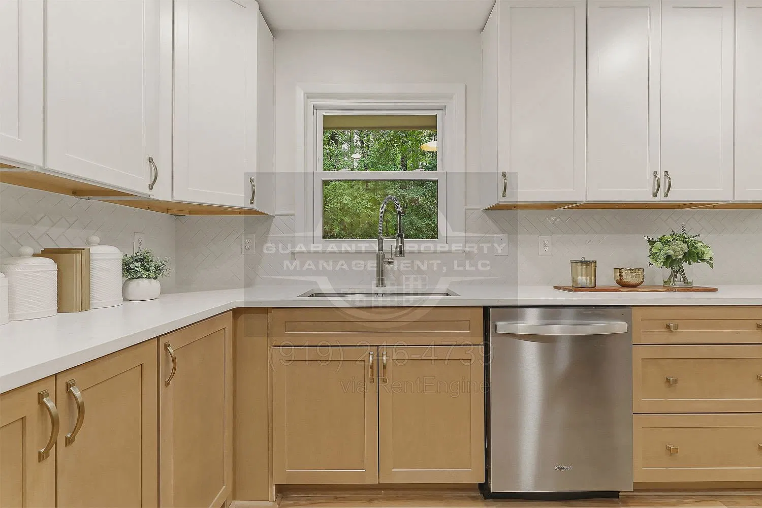 4 bed, 1.5 bath, 1656 sqft, $3,000 — Photo 3