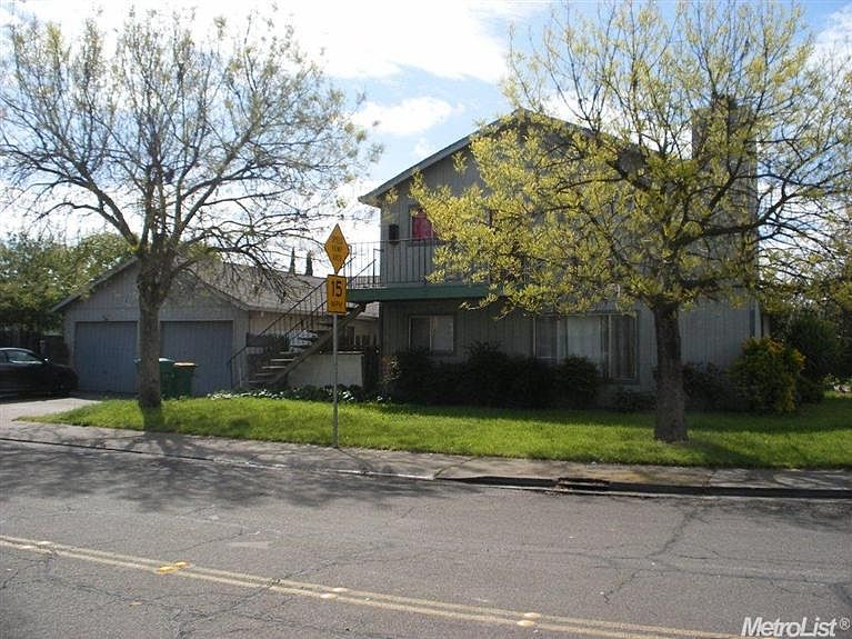 1st image of 9228 West Ln