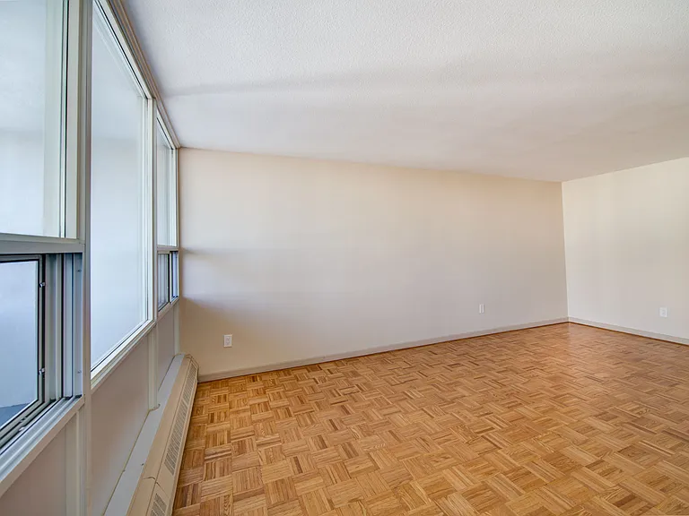 44 Dunfield Ave — Photo 24