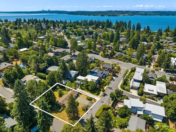 25 20th Avenue, Kirkland, WA 98033