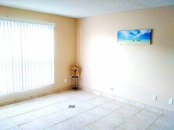 2nd image of 358 Leslie Way APT 36