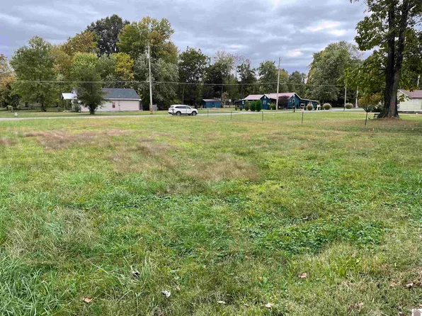 421 Flora Ave, Paducah, KY 42003