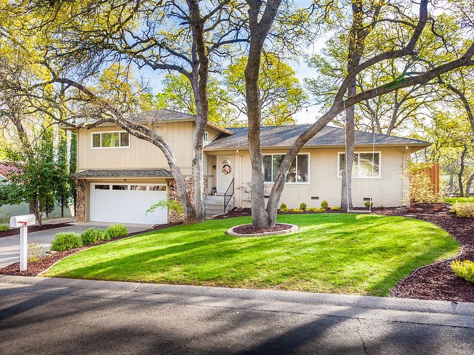 1st image of 2833 Stephens Ln