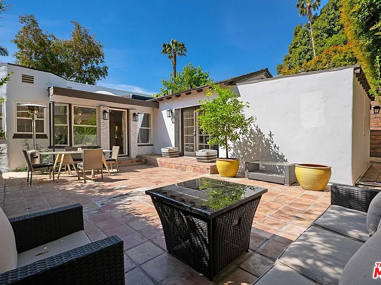 9023 Phyllis Ave — Photo 36