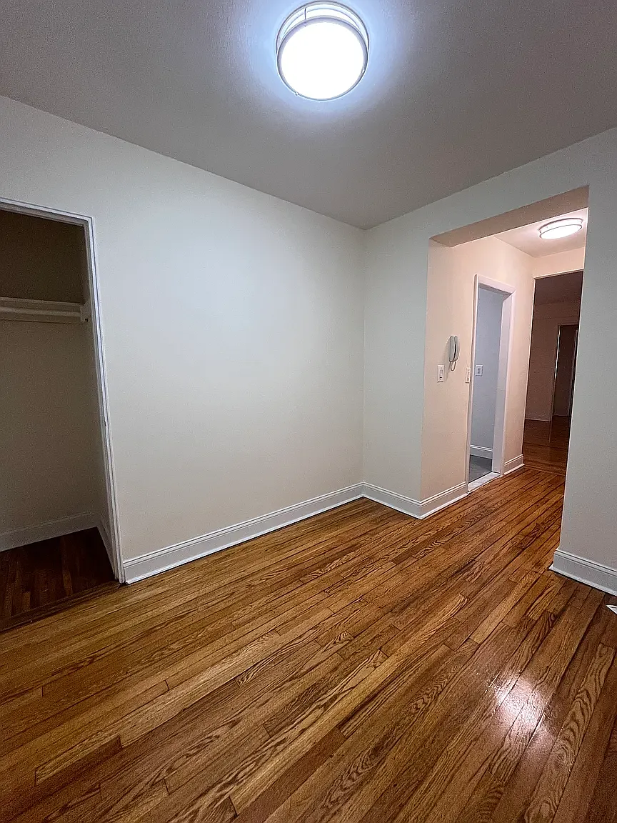 143-36 Barclay Avenue — Photo 1