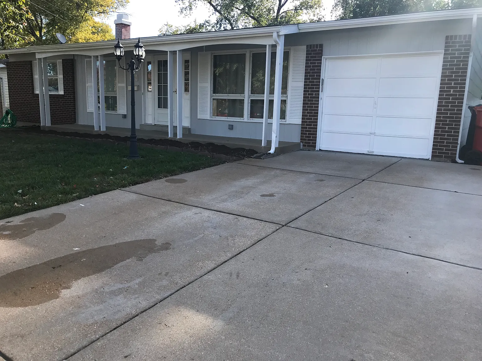 2080 Loveland Dr photo 1