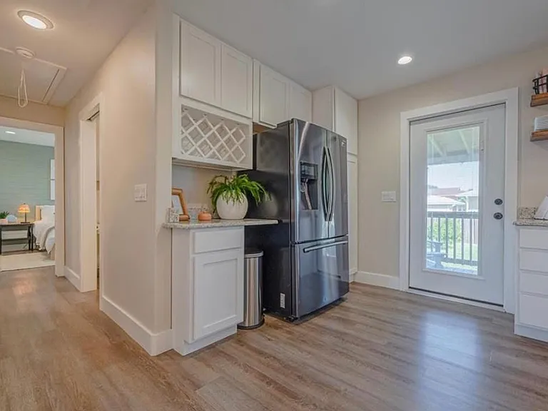 7 Lauderdale Dr — Photo 25