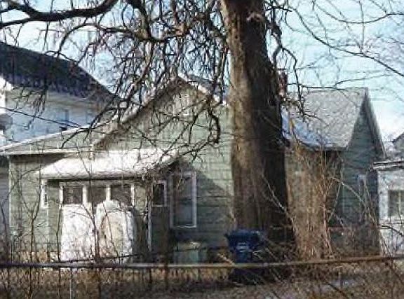 2nd image of 1231 N 9th St