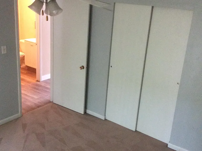 221 Bishop St — Photo 8