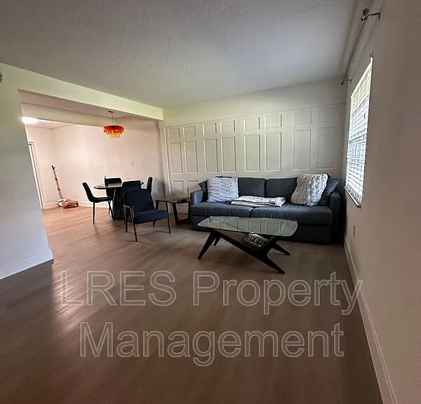 3104 Harrison Ave #11 — Photo 6