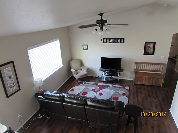 3rd image of 571 Gimlet Dr
