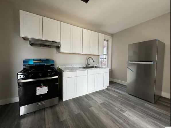 237 Fowler Avenue image 8 of 15