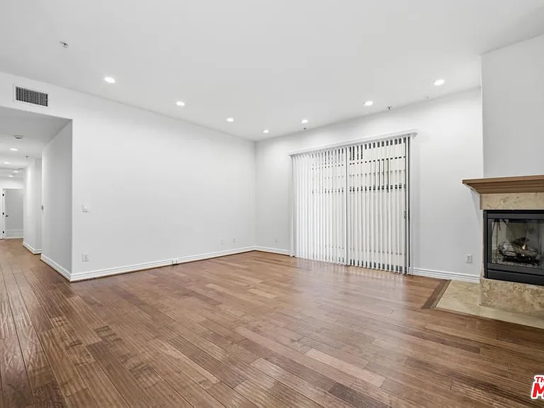 10913 Whipple St #105 — Photo 4