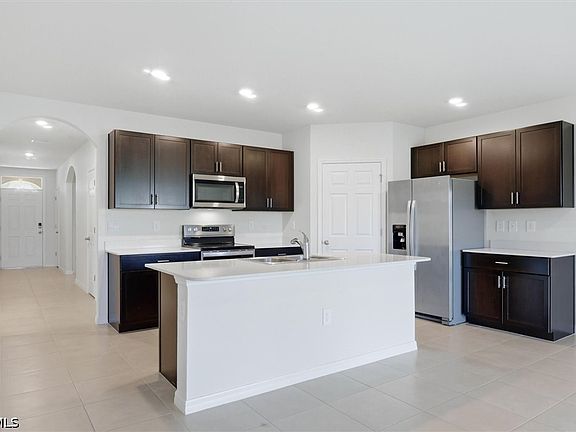 2nd image of 25118 Doredo Dr