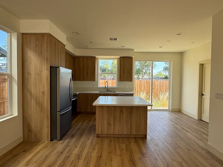 955 Olive Branch Pl — Photo 6
