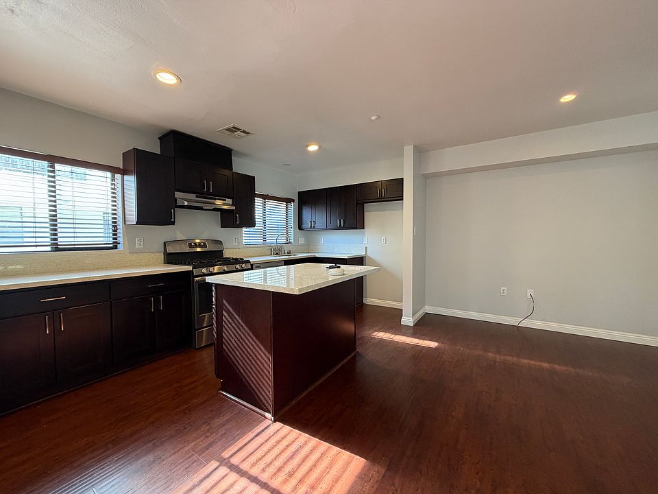 1st image of 1276 Elm Ave #B