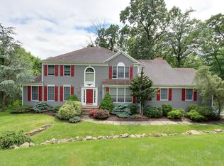 14 Laurel Ln, Bernardsville, NJ 07924