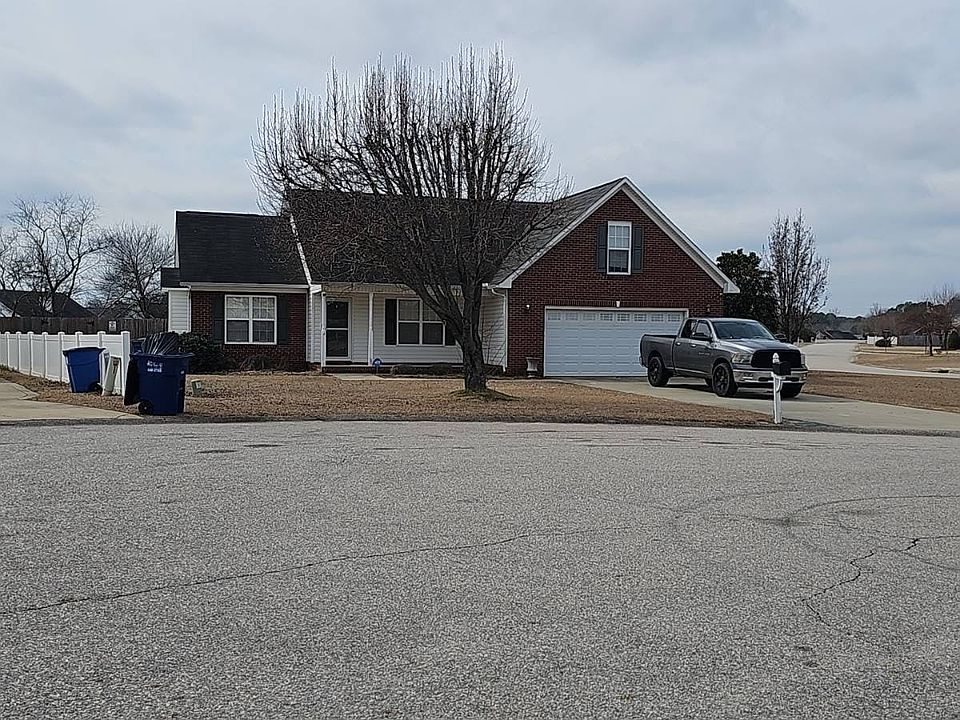 1st image of 112 Middle Ct