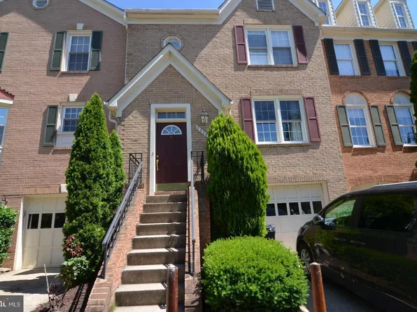 2039 Gallows Tree Ct, Vienna, VA 22182