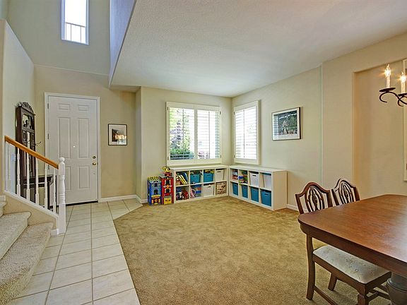4th image of 2841 Belle Fleur Way
