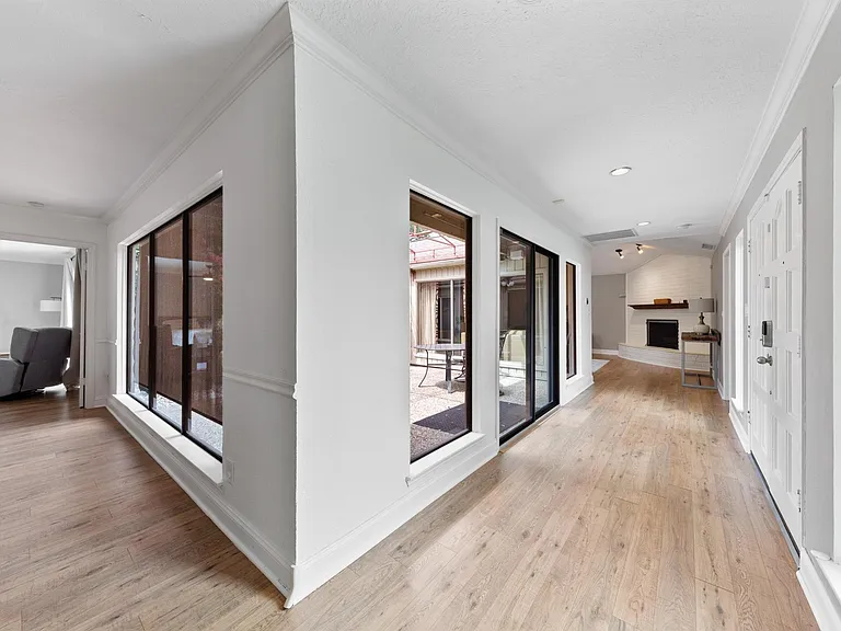 12210 Ravenmoor Dr — Photo 10