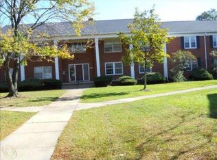 27672 E Echo Valley UNIT 230, Farmington Hills, MI