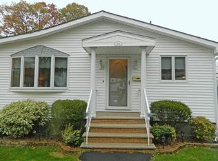 90 Harmon St, Lynn, MA 01905