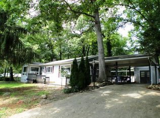 30 Olde Appletree Ln, Franklin, NC 28734