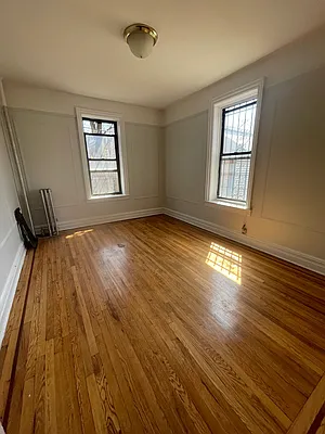 Rented by NYC LUXURY APT RENTALS CO LLC | media 5
