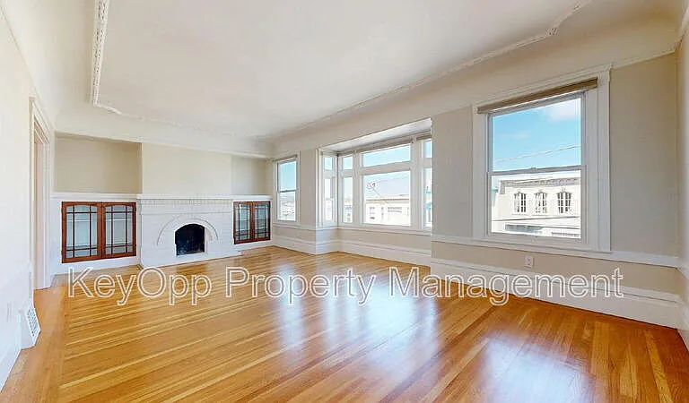 769 18th Ave — Photo 5