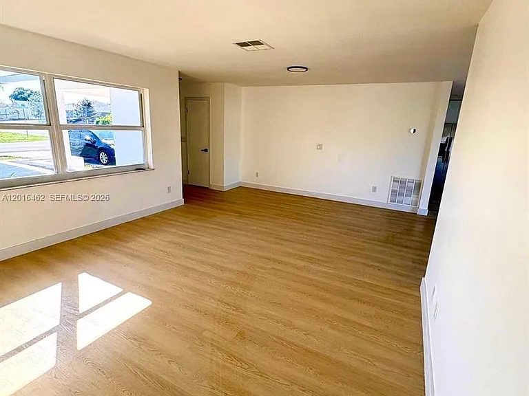 2351 SW Chestnut Ln — Photo 11