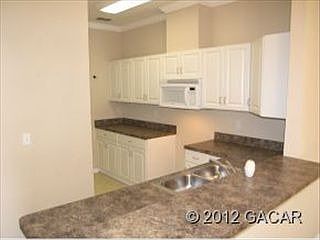 5th image of 110 SW 145th Dr Unit 2