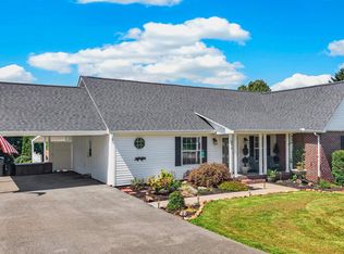 8016 S Pointe Dr, Talbott, TN 37877