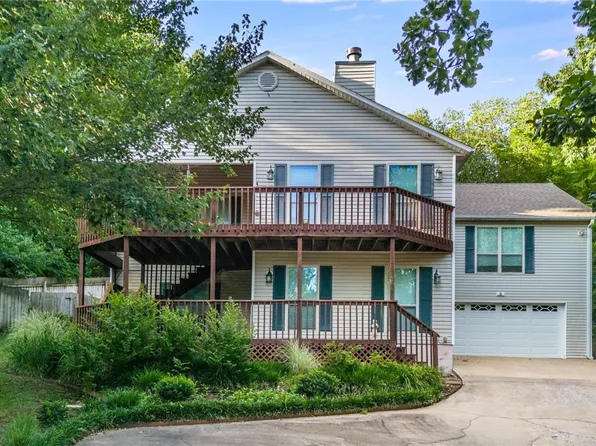 21 Castleford Dr, Bella Vista, AR 72714