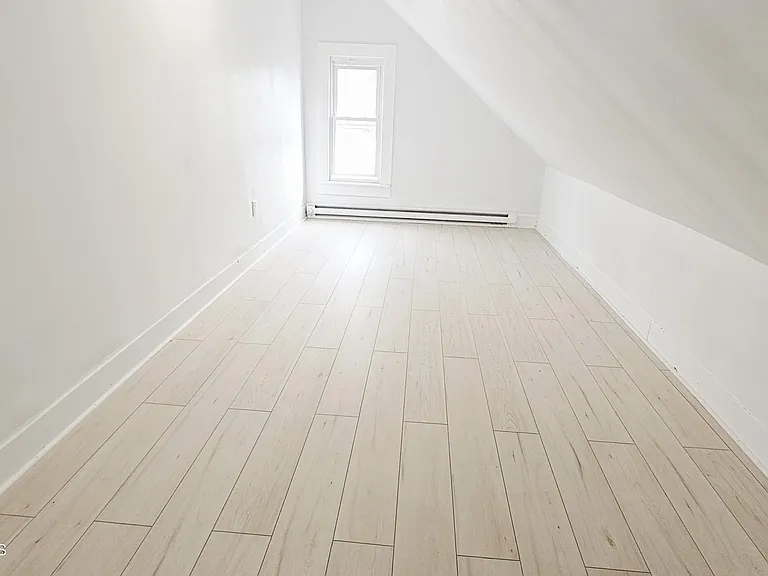 128 S Rebecca Ave — Photo 19