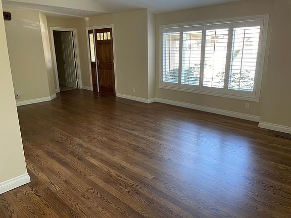 2nd image of 4724 Westmont Ave