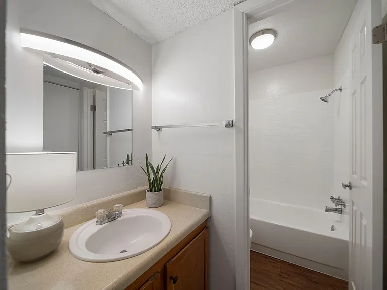 Brookwood on 86th - Move-In Today and Receive a $500 Visa Gift Card! — Photo 19
