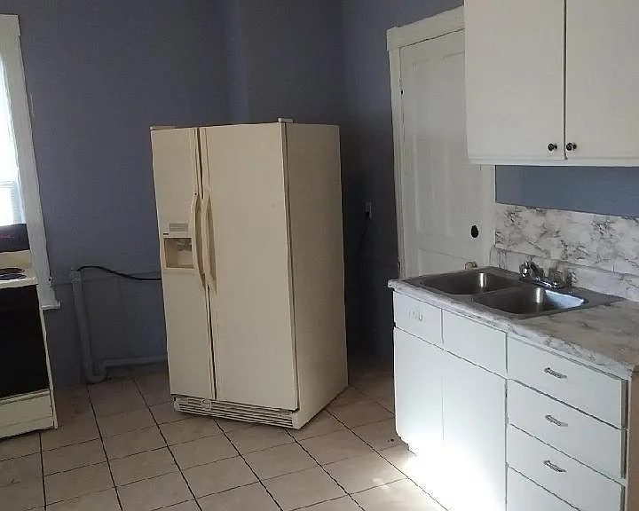 999 Burr St #1 — Photo 10