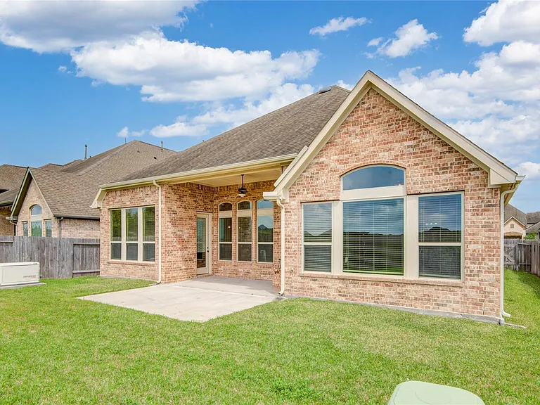 1644 Longwood Glen Ln — Photo 42