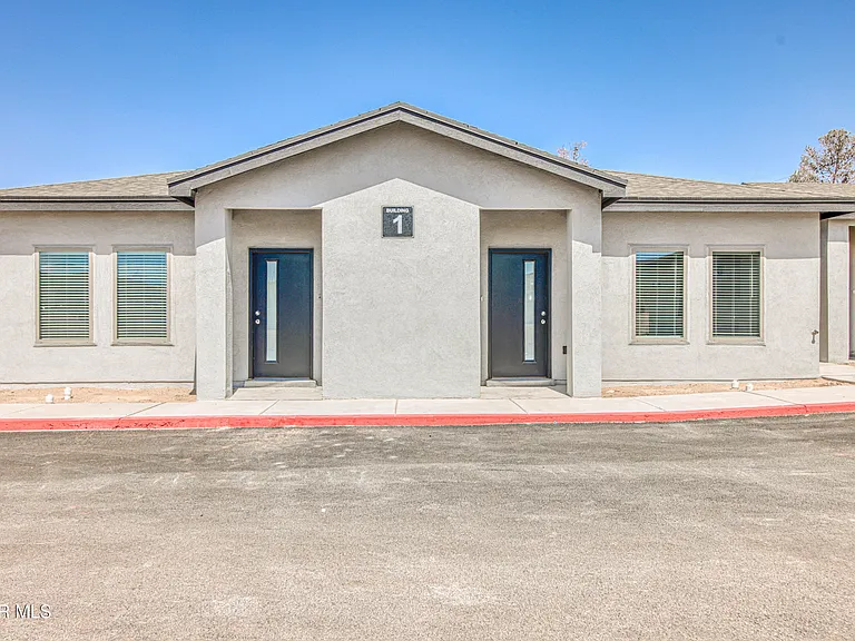 12879 Bret Harte Dr — Photo 2