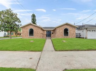 1202 37th St, Galveston, TX 77550
