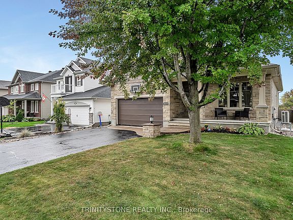 4th image of 452 Landswood Way
